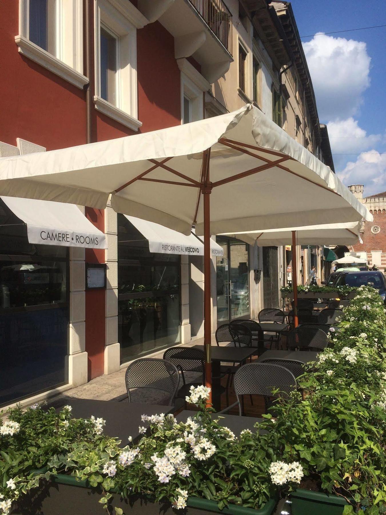 Locanda Al Vescovo Hotell Verona Exteriör bild